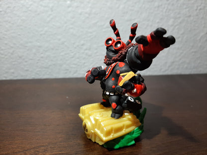 Chilling Thrillipead & Buzz Wing