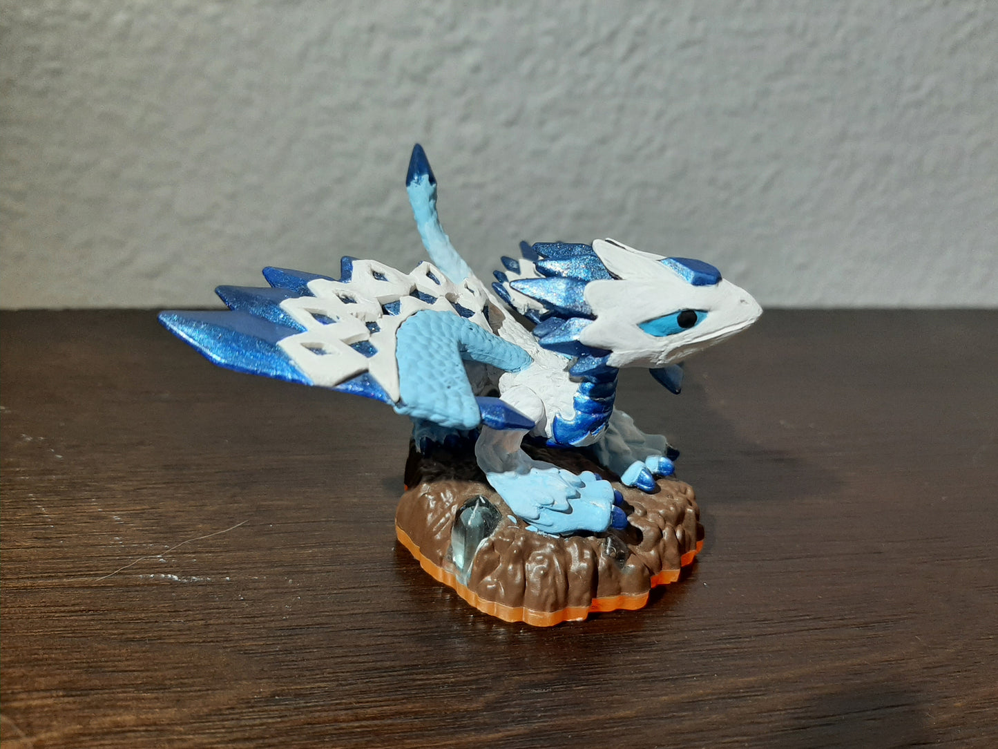 Snowflake Flashwing
